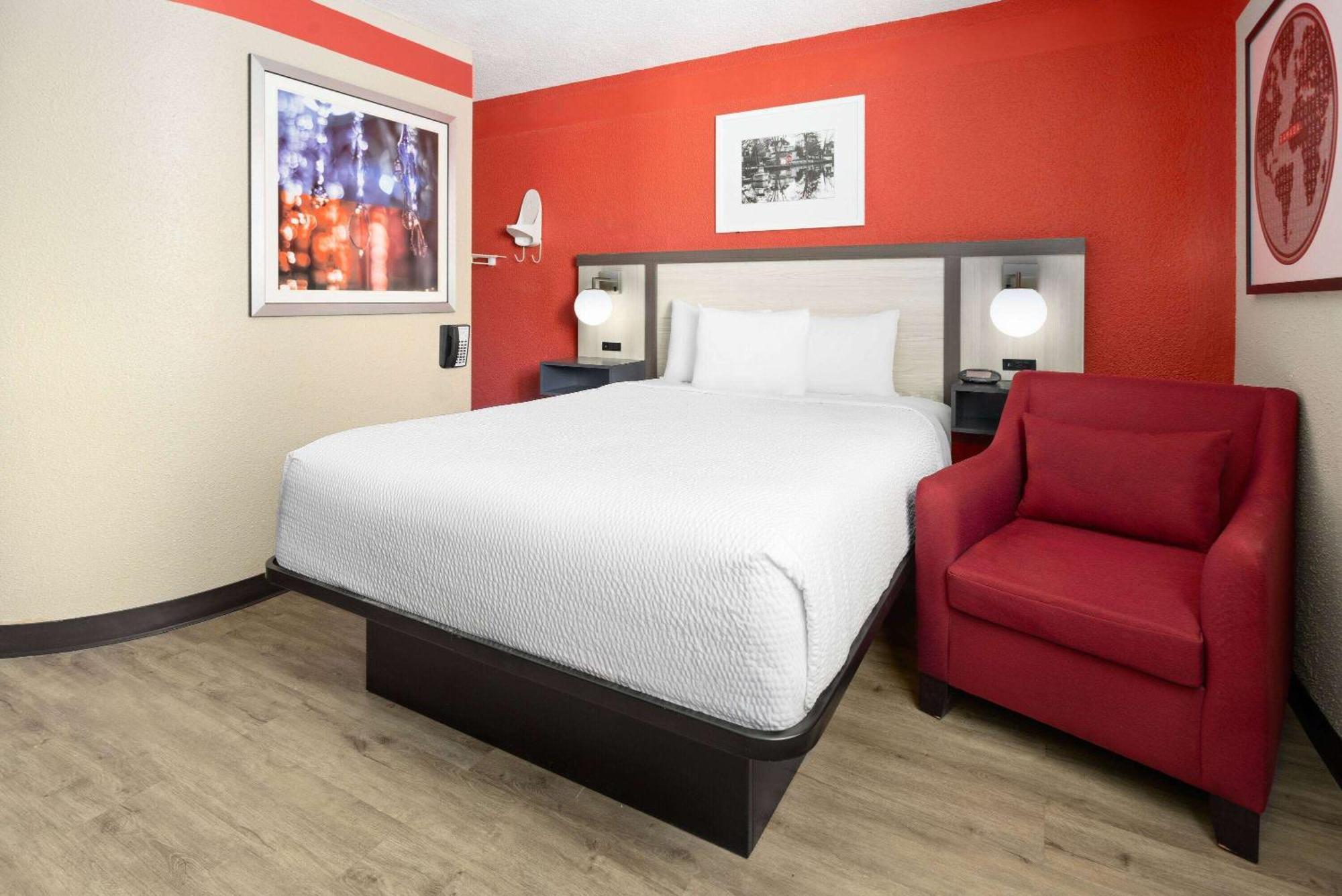 Ramada By Wyndham Parsippany Hotel Exterior foto